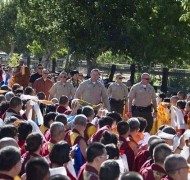 Thousands of disciples offer khartas to H.H. Dorje Chang Buddha III at 2018 Birthday Celebration