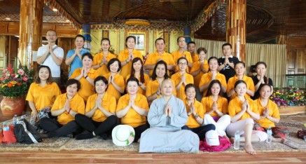 Local disciples received Kuan Yin Bodhisattva