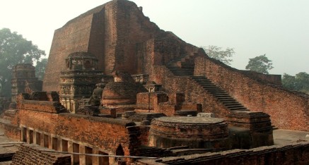 位於印度比哈爾的在公元12-13世紀被穆斯林入侵者摧毀的那爛陀寺的廢墟。