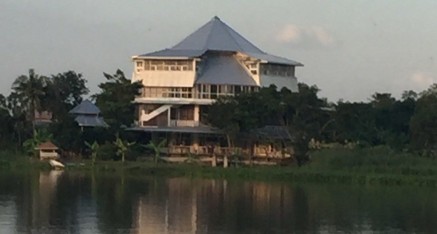 View of Salathum, the retreat center where the retreat was held. The beautiful four-story octagon structure was designed and built by the owner, a civil engineer, and his wife. Even though it is quite far from the ocean, the tides are still quite strong with the water flowing in both directions.
