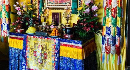 Altar at Xuanfa Holy Heavenly Lake Dharma Center at Hesperia, California.