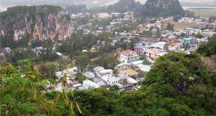 越南峴港的大理石山(五行山)。